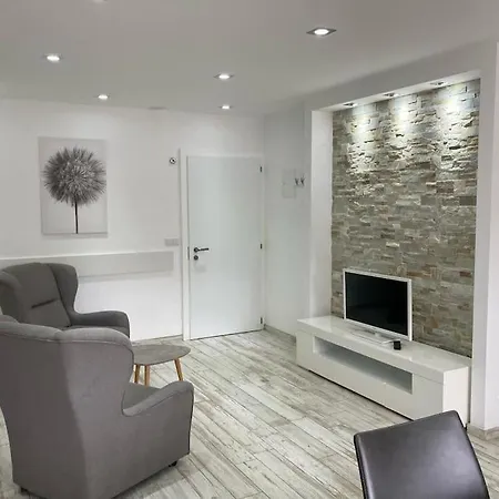 Haus Flaminia 15 - View / Free Parking Leukerbad