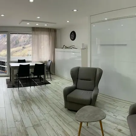 Haus Flaminia 15 - View / Free Parking Apartment *