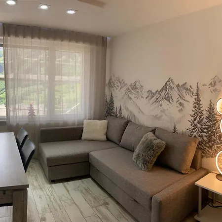 Appartement Renovated | Dream Views • Balcony • Free Parking