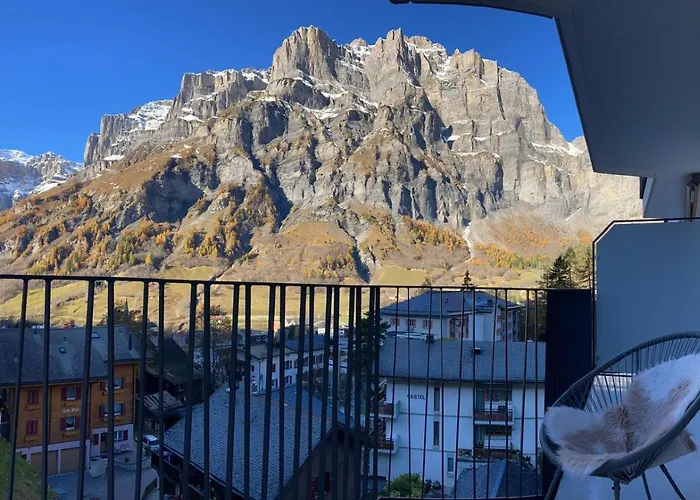 Apartment Renovated Studio | Dream Views • Balcony • Free Parking Leukerbad