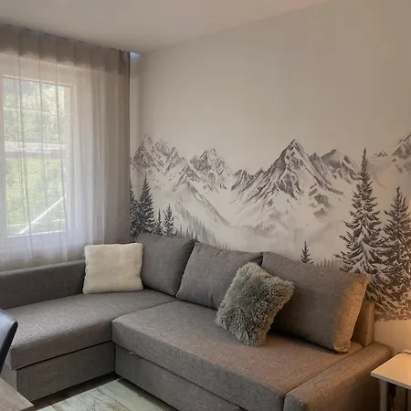Renovated | Dream Views • Balcony • Free Parking